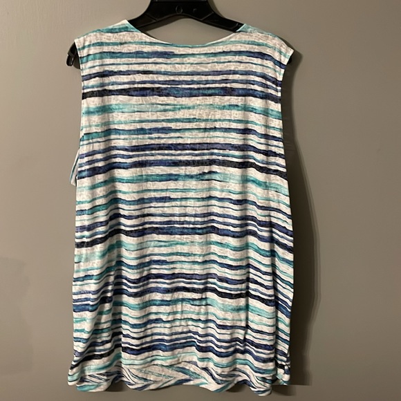 Catherine’s sleeveless 2 tier top. Size 26/28 (3x). Navy and aqua stripes - Picture 3 of 9